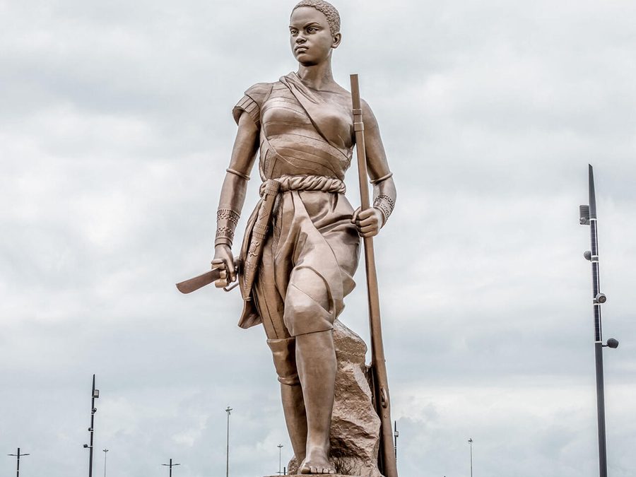 Statue de l'Amazone, Cotonou